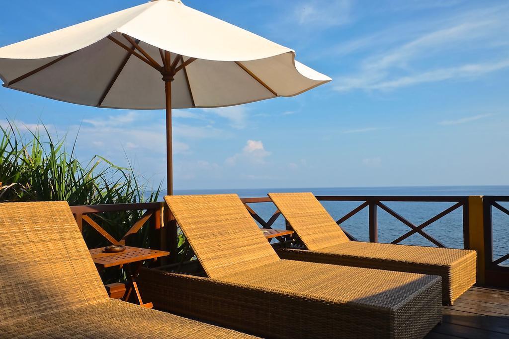 Villa Boreh Beach Resort And Spa Tejakula Bagian luar foto